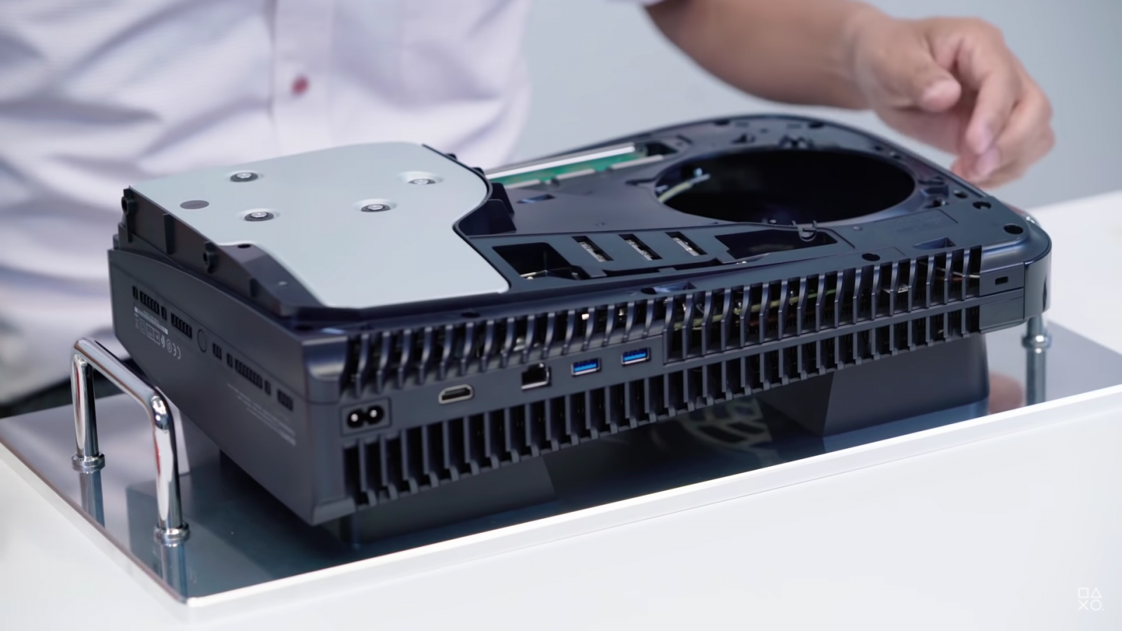 Sony PS5 Pro Teardown: Liquid Metal Cooling System Revealed Sony PS5 Pro Teardown: Liquid Metal Cooling System Revealed