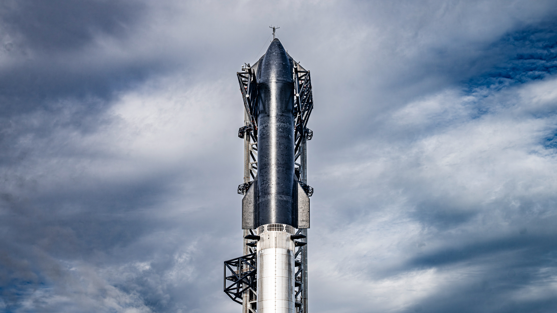 SpaceX Starship Launch 9: FAA Grants Approval With Public Safety Precautions SpaceX Starship Launch 9: FAA Grants Approval With Public Safety Precautions