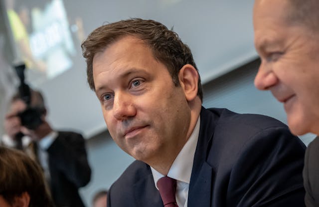 SPD Wählt Lars Klingbeil Zum Fraktionschef SPD Wählt Lars Klingbeil Zum Fraktionschef