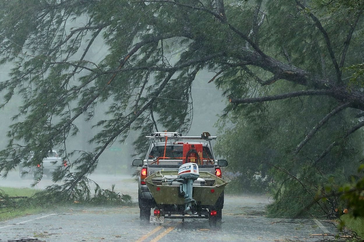 Staying Safe During Storms With High Winds Staying Safe During Storms With High Winds