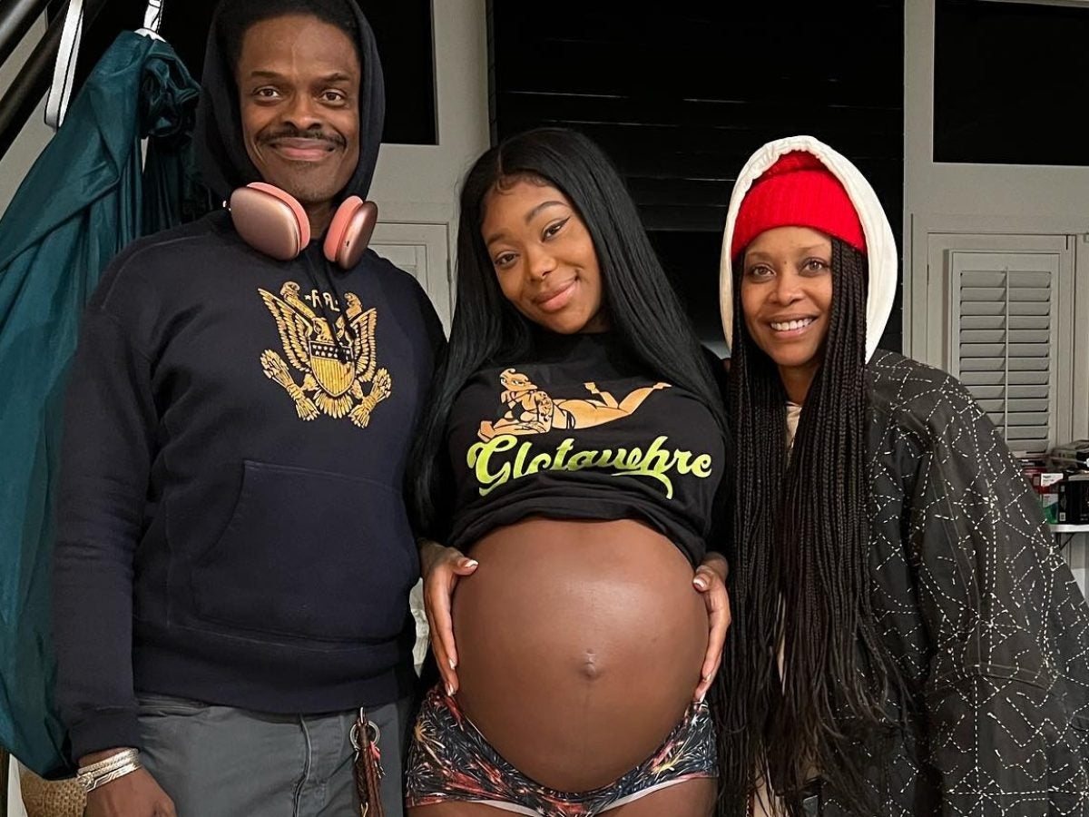 Summer Walker Opens Up About Life-Threatening Childbirth Complications Summer Walker Opens Up About Life-Threatening Childbirth Complications