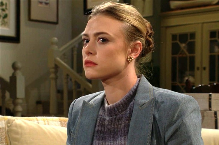 Summer's Shocking Words: Y&R Spoilers On Claire & Kyle's Apartment Move Summer's Shocking Words: Y&R Spoilers On Claire & Kyle's Apartment Move