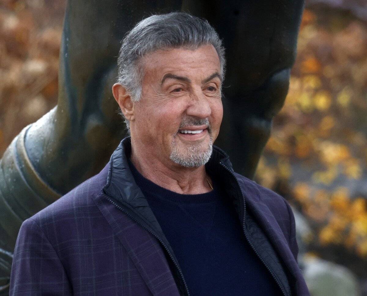 Sylvester Stallone A Visité Mon Atelier : Exposition De L'artiste Mondialement Connue Sylvester Stallone A Visité Mon Atelier : Exposition De L'artiste Mondialement Connue