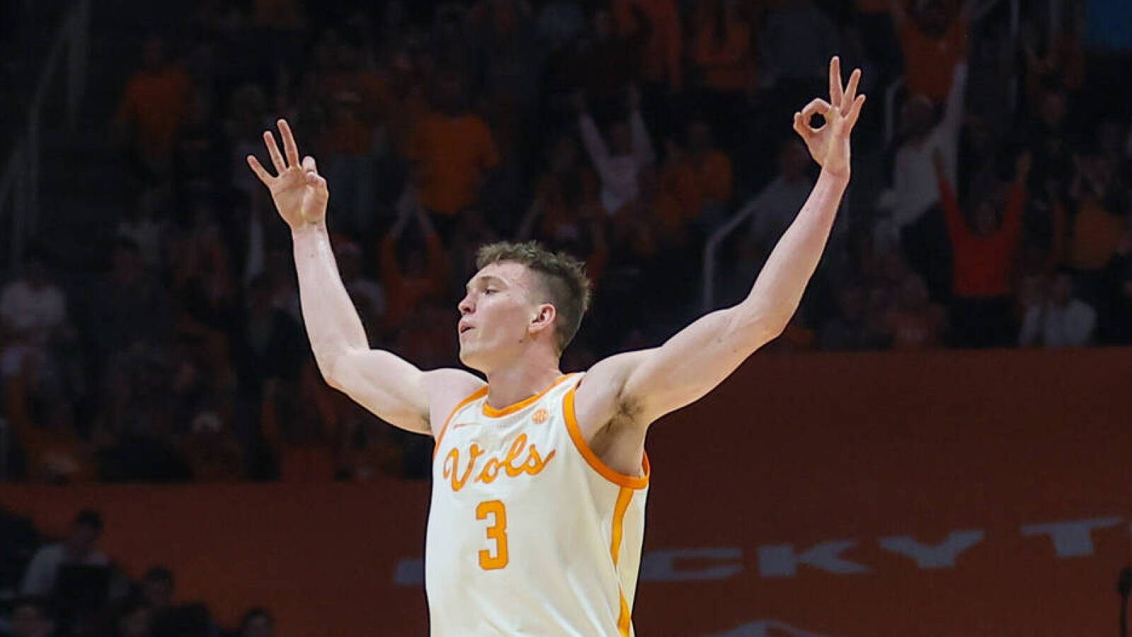 Tennessee's 12-1 Win Highlights Strong Offensive Showing Against Indiana State Tennessee's 12-1 Win Highlights Strong Offensive Showing Against Indiana State