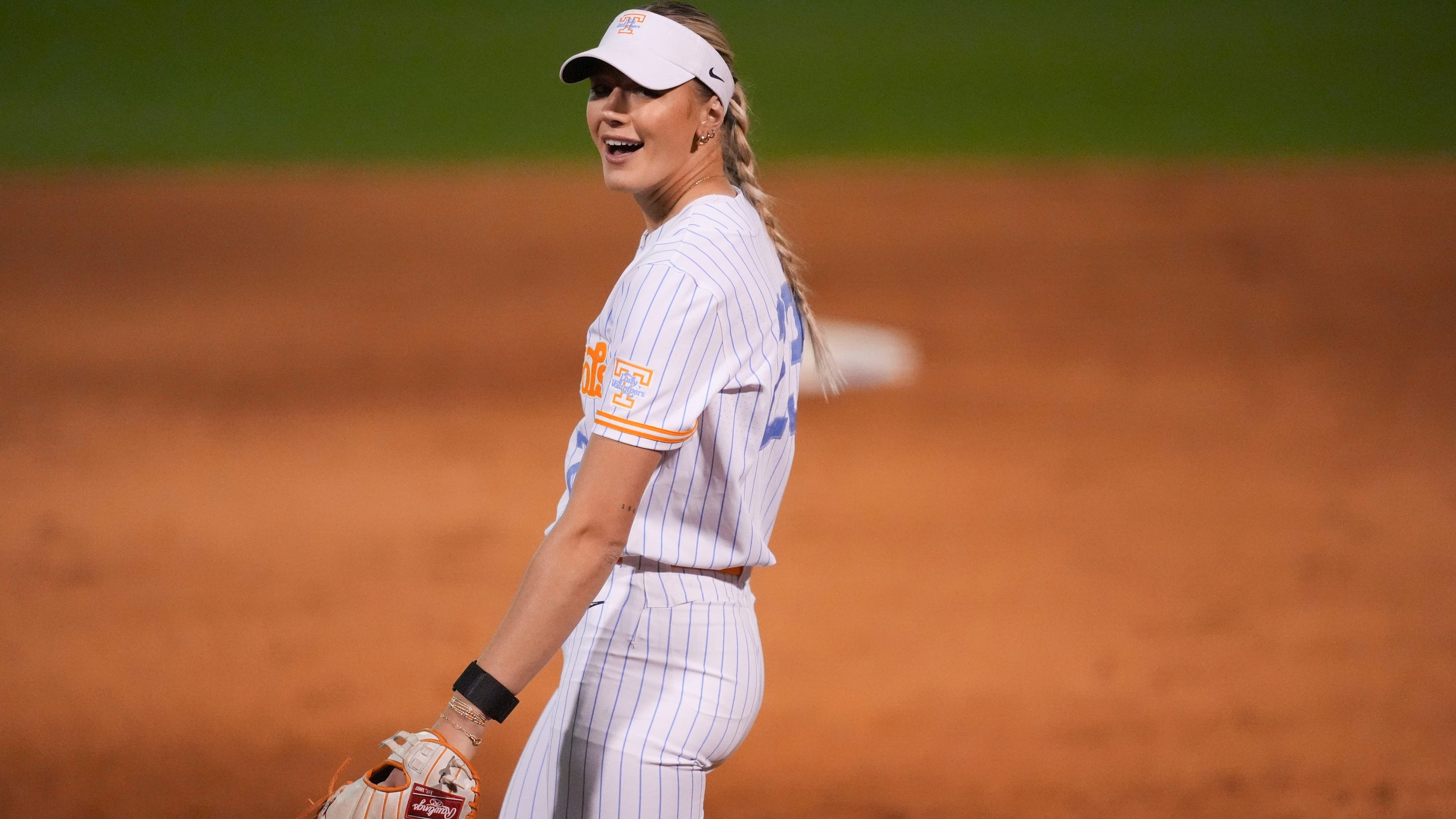 Tennessee's Karlyn Pickens: 78.2 Mph Fastball, NCAA Softball History Tennessee's Karlyn Pickens: 78.2 Mph Fastball, NCAA Softball History