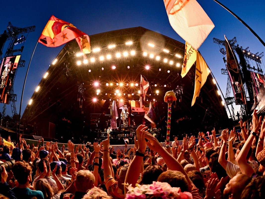 The 1975 And Olivia Rodrigo To Headline Glastonbury 2024? The 1975 And Olivia Rodrigo To Headline Glastonbury 2024?
