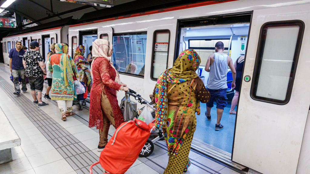 The Annoyance Of Bare Beating: Understanding The Public Transport Trend The Annoyance Of Bare Beating: Understanding The Public Transport Trend