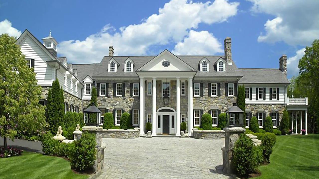 The Best Beach Houses Seen On MTV Cribs The Best Beach Houses Seen On MTV Cribs