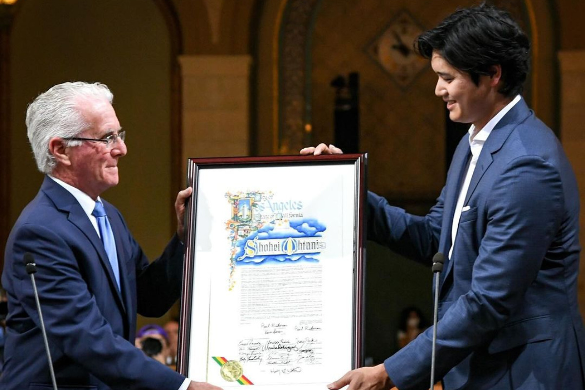 The Meaning Behind Shohei Ohtani's Restrained Home Run Celebration The Meaning Behind Shohei Ohtani's Restrained Home Run Celebration