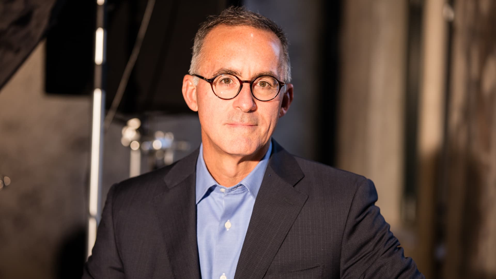 The Surprising Ways Apple Helps Google Thrive The Surprising Ways Apple Helps Google Thrive