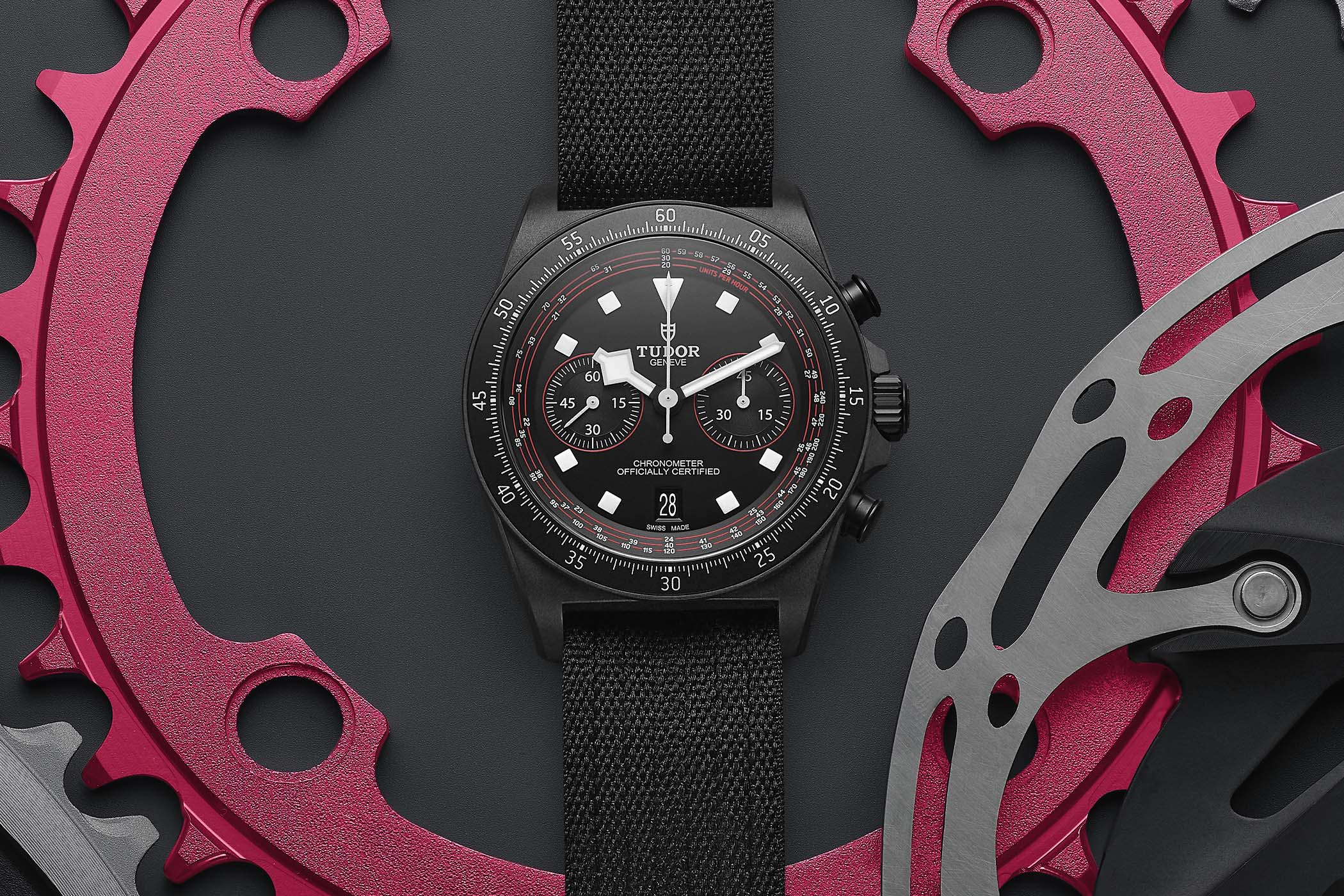 The Tudor Pelagos FXD Chrono Pink: A Comprehensive Release Guide The Tudor Pelagos FXD Chrono Pink: A Comprehensive Release Guide