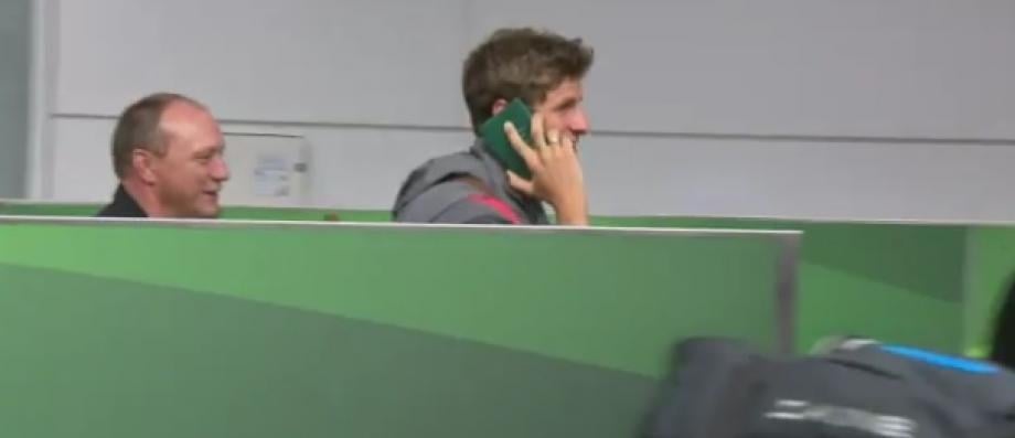 Thomas Müller Et Les Journalistes : Un Échange Éclairant Thomas Müller Et Les Journalistes : Un Échange Éclairant