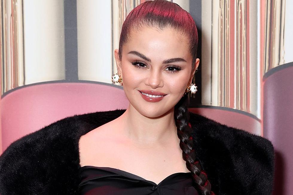 Top 10 Hit For Selena Gomez: Before Even A Single Release Top 10 Hit For Selena Gomez: Before Even A Single Release
