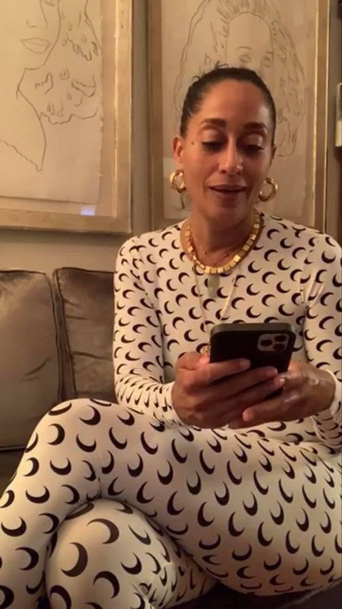 Tracee Ellis Ross Walks The Runway For Marni After 30-Year Hiatus Tracee Ellis Ross Walks The Runway For Marni After 30-Year Hiatus