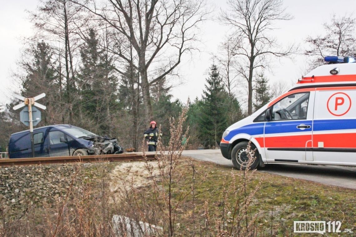 Tragedia Na Przejeździe Kolejowym: Pięcioosobowa Rodzina Zginęła, A Sprawcy Unikają Odpowiedzialności Tragedia Na Przejeździe Kolejowym: Pięcioosobowa Rodzina Zginęła, A Sprawcy Unikają Odpowiedzialności