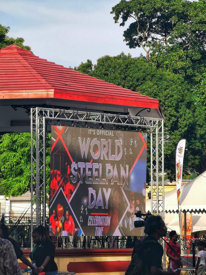 Trinidad And Tobago: Port Of Spain Commuters Unaffected By State Of Emergency Trinidad And Tobago: Port Of Spain Commuters Unaffected By State Of Emergency