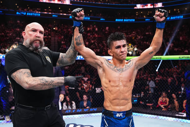 UFC Des Moines Predictions: Who Will Win? UFC Des Moines Predictions: Who Will Win?