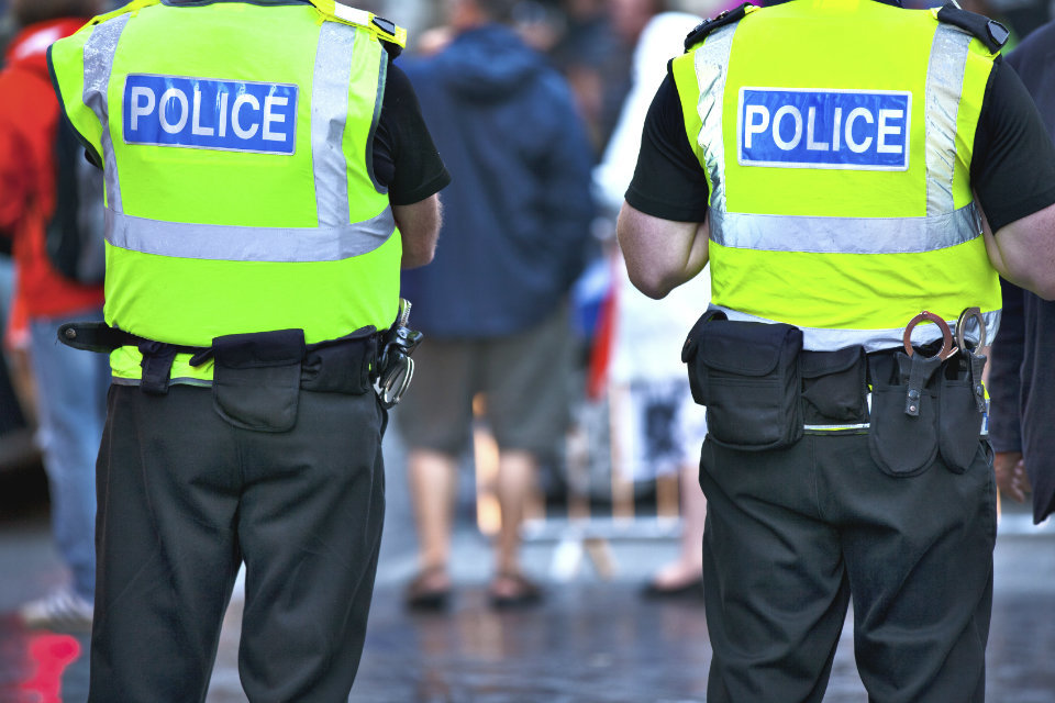 UK Government Strengthens Immigration Policy: English Language Test Crucial UK Government Strengthens Immigration Policy: English Language Test Crucial