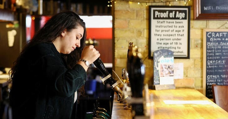 UK Inflation Data Impacts BOE Rate Cut Bets, Sterling Gains UK Inflation Data Impacts BOE Rate Cut Bets, Sterling Gains