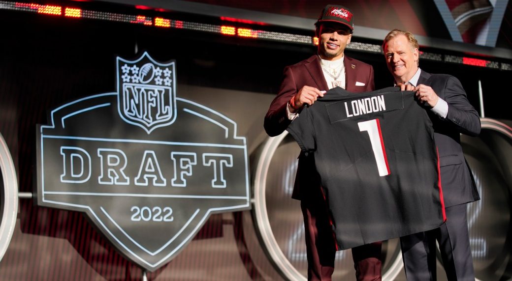 Undrafted Rookie Threatens Top Draft Picks' Roster Spots Undrafted Rookie Threatens Top Draft Picks' Roster Spots