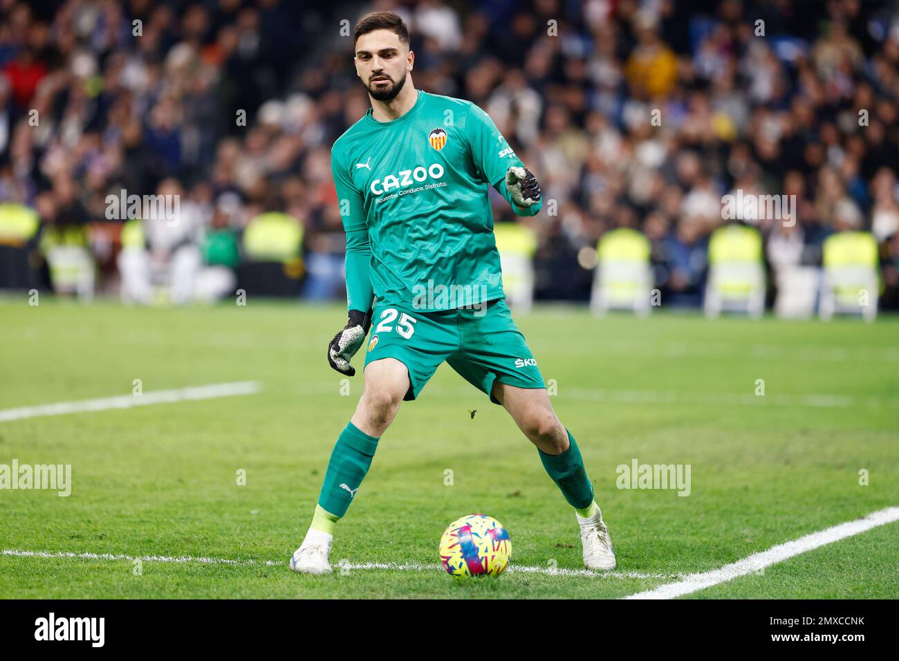 Unexpected Win: Mamardashvili's Valencia Beats Real Madrid Unexpected Win: Mamardashvili's Valencia Beats Real Madrid