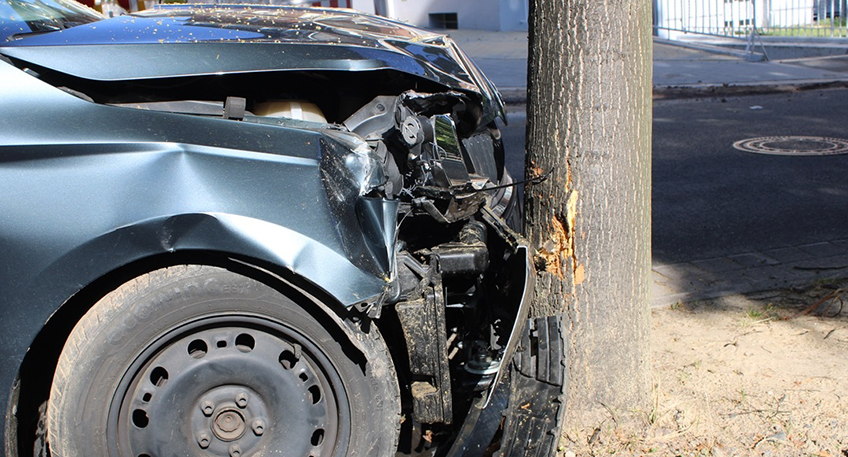 Unfall In Stemwede: Auto Prallt Gegen Baum – Verletzte In Bad Essen Unfall In Stemwede: Auto Prallt Gegen Baum – Verletzte In Bad Essen