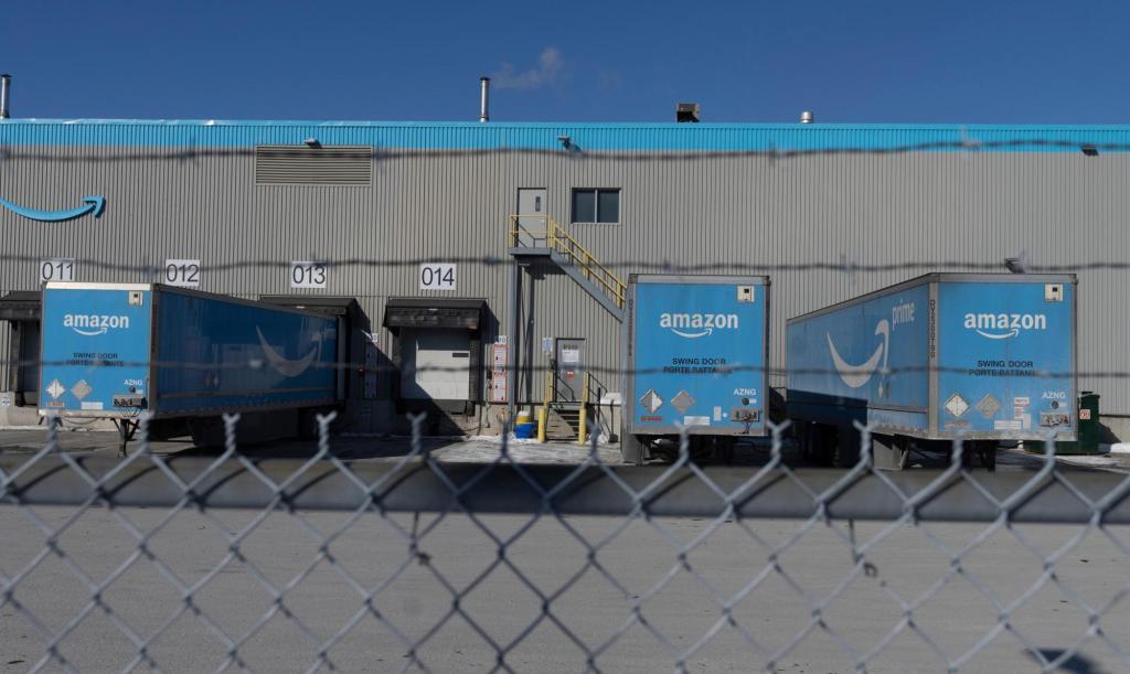 Union Battles Amazon Over Closure Of Quebec Warehouses: Tribunal Hearing Union Battles Amazon Over Closure Of Quebec Warehouses: Tribunal Hearing