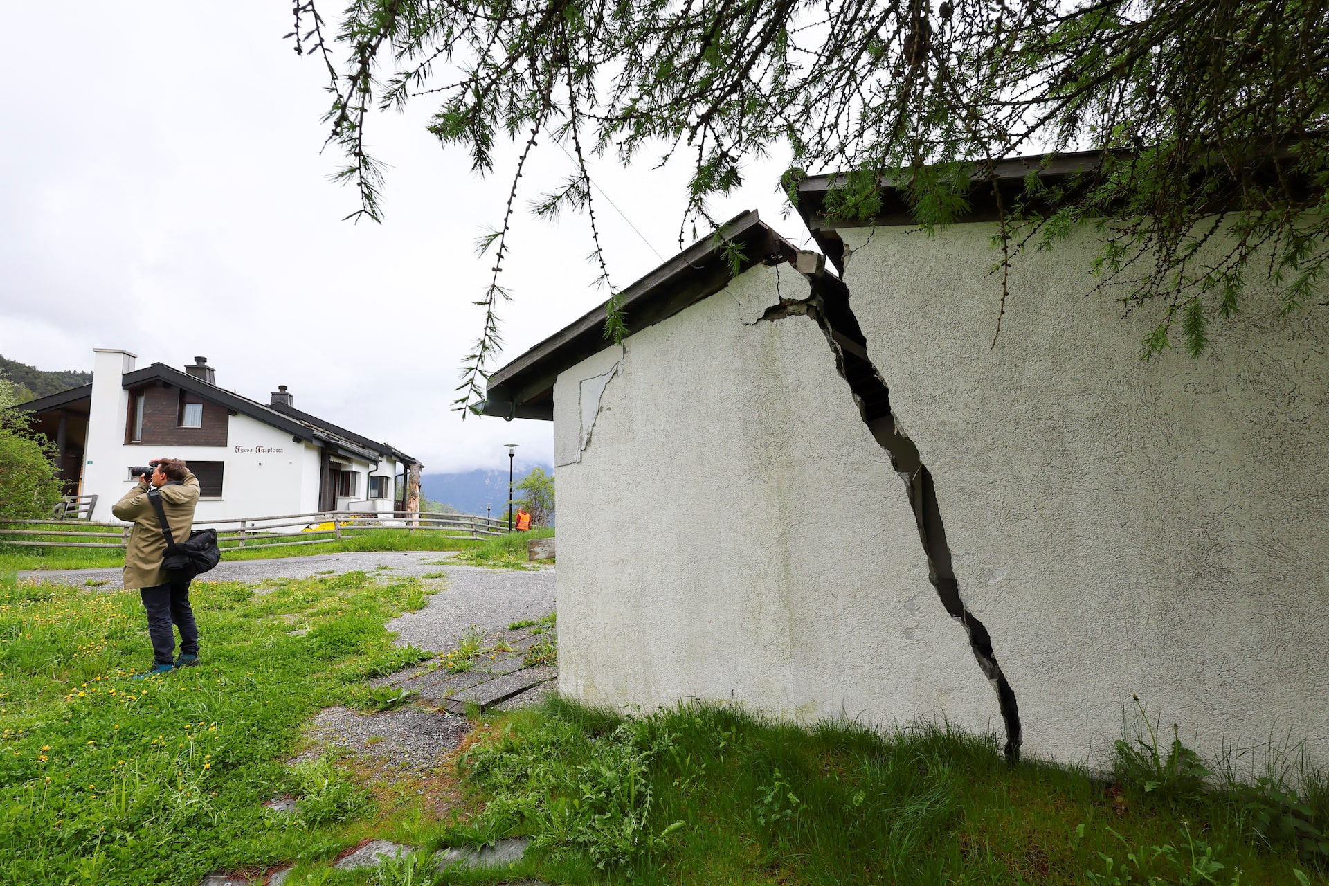 Urgent Evacuations Ordered As Landslide Threatens Swiss Village Urgent Evacuations Ordered As Landslide Threatens Swiss Village