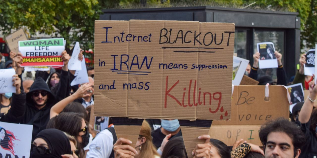 US Visa Restrictions: New Rules Target Social Media Censorship US Visa Restrictions: New Rules Target Social Media Censorship