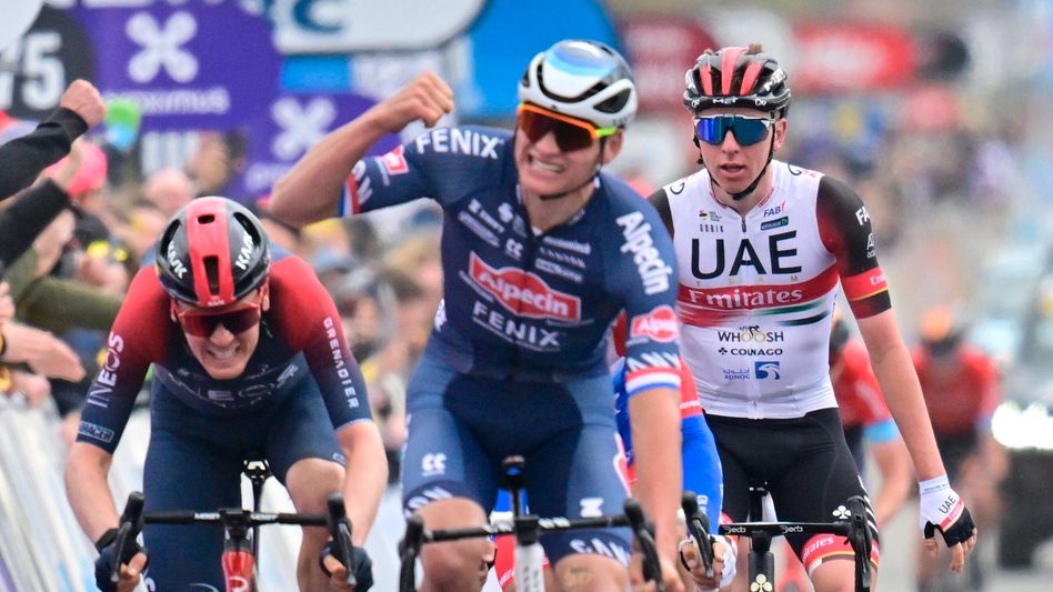 Van Der Poel Secures Second Tour Of Flanders Title Despite Pogačar's Pursuit Van Der Poel Secures Second Tour Of Flanders Title Despite Pogačar's Pursuit