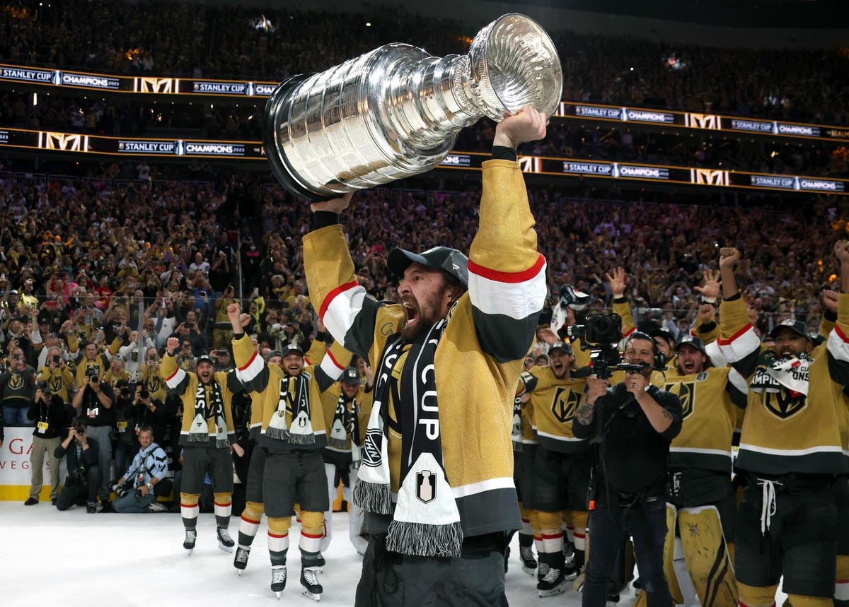 Vegas Golden Knights: Stanley Cup Contenders Vegas Golden Knights: Stanley Cup Contenders
