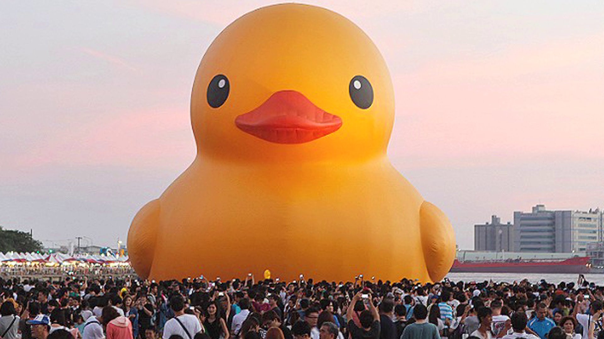Water Safety Focus: Giant Rubber Duck Visits Myrtle Beach Water Safety Focus: Giant Rubber Duck Visits Myrtle Beach