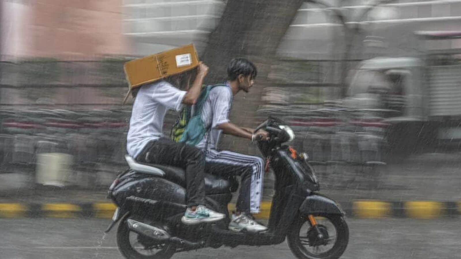 WB Weather Update: Met Department Forecasts Rain In North Bengal WB Weather Update: Met Department Forecasts Rain In North Bengal