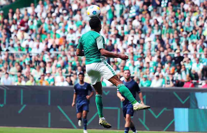Werder Bremen Cruises Past Holstein Kiel Werder Bremen Cruises Past Holstein Kiel