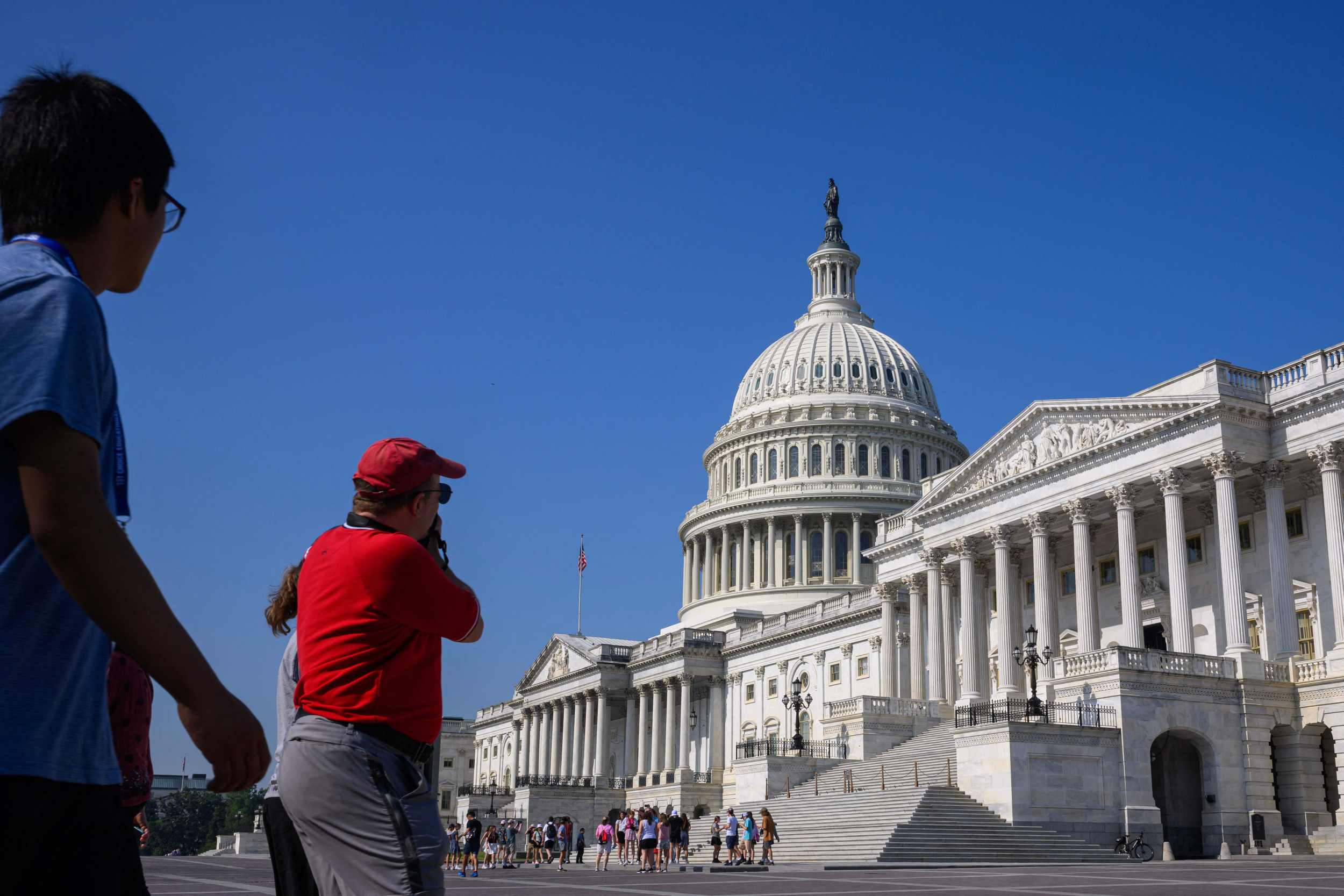White House Condemns Moody's Downgrade Of US Credit Rating White House Condemns Moody's Downgrade Of US Credit Rating
