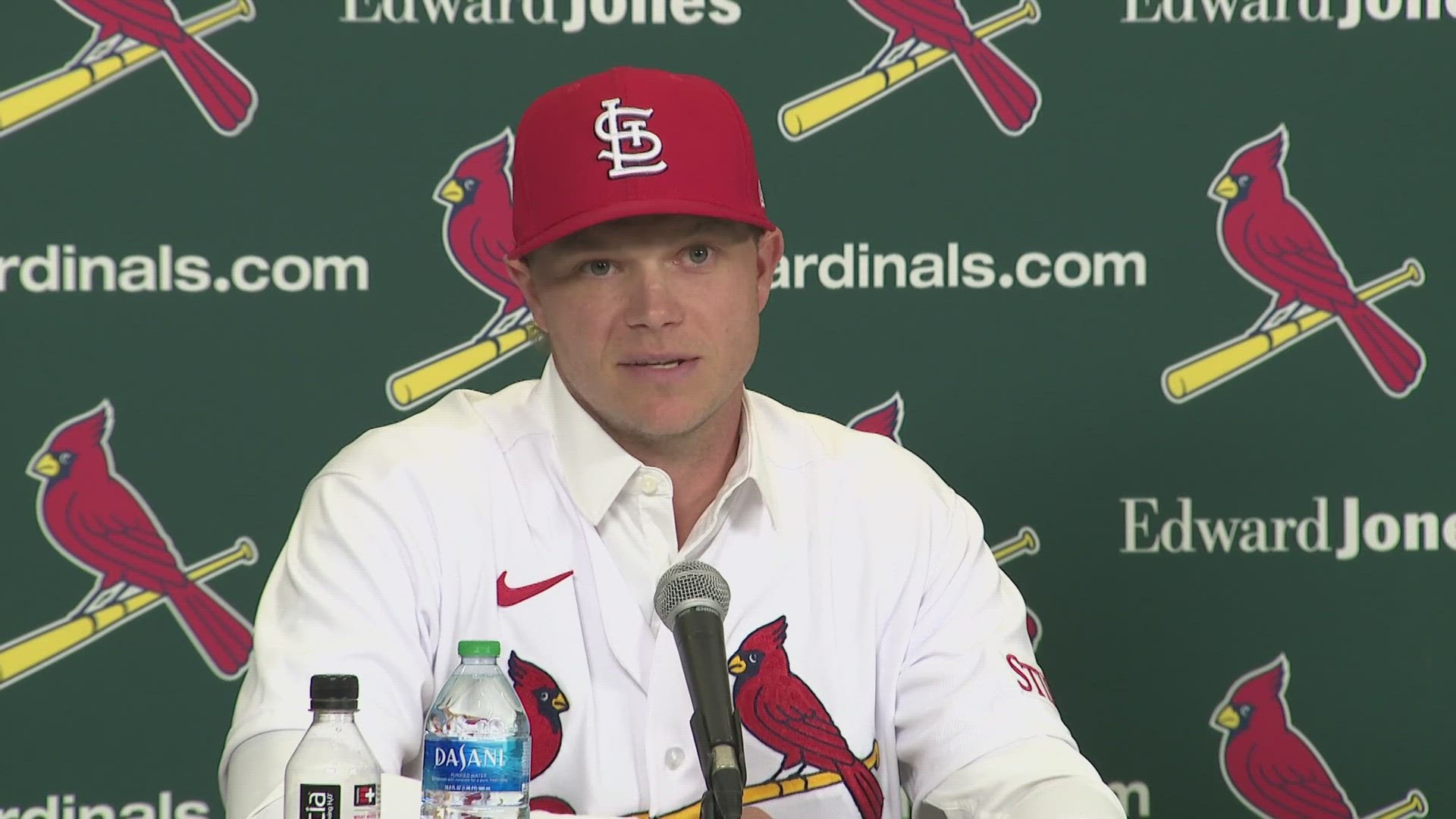 Winn's Blast Leads Cardinals To Series Victory Over Diamondbacks Winn's Blast Leads Cardinals To Series Victory Over Diamondbacks