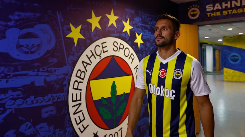 Woede Bij Fenerbahçe: Keihard Optreden Tegen Tadic Na Ajax-incident Woede Bij Fenerbahçe: Keihard Optreden Tegen Tadic Na Ajax-incident