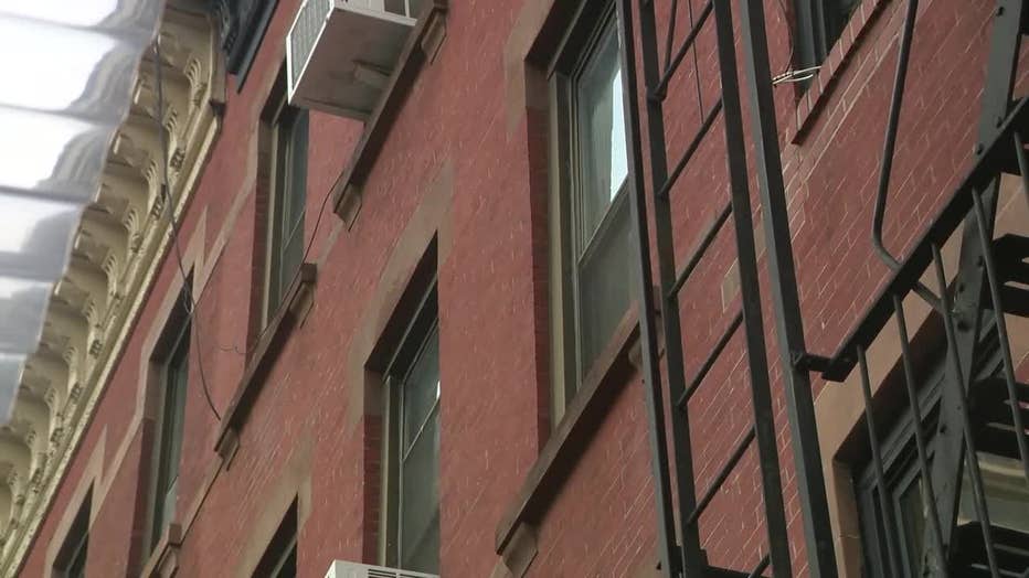 Woman Assaulted In Brooklyn: Groping And Simulated Sex Act Woman Assaulted In Brooklyn: Groping And Simulated Sex Act