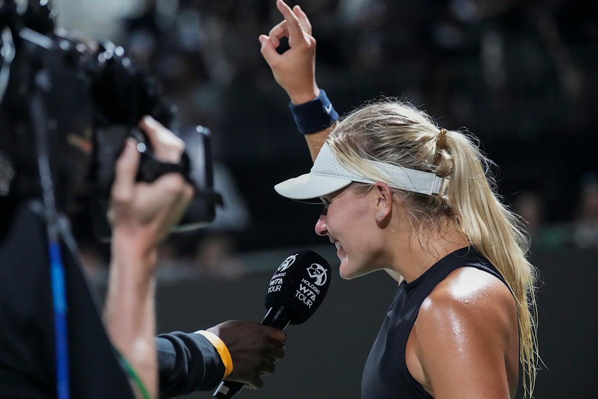 WTA News: Stearns' Early Departure In Austin WTA News: Stearns' Early Departure In Austin