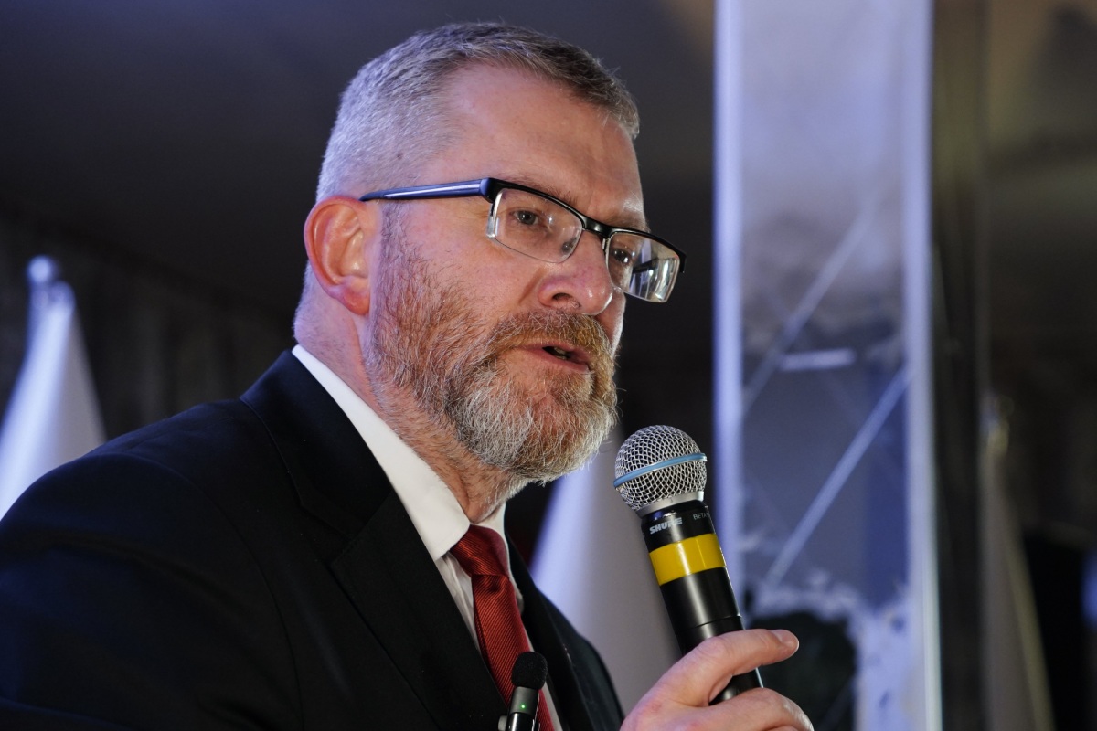 Wybory Prezydenckie 2025: Analiza Kampanii Sławomira Mentzena Wybory Prezydenckie 2025: Analiza Kampanii Sławomira Mentzena