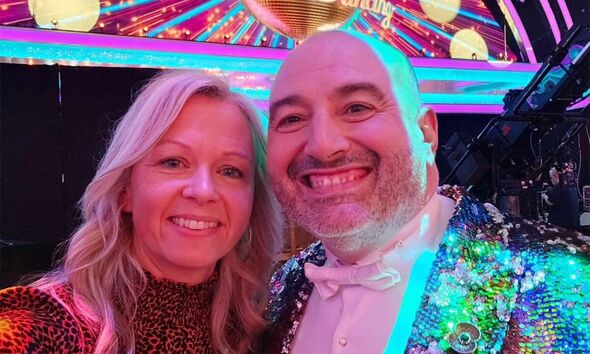Wynne Evans And Girlfriend Liz Enjoy Cosy Day Date Amidst BBC Meeting Postponement Wynne Evans And Girlfriend Liz Enjoy Cosy Day Date Amidst BBC Meeting Postponement