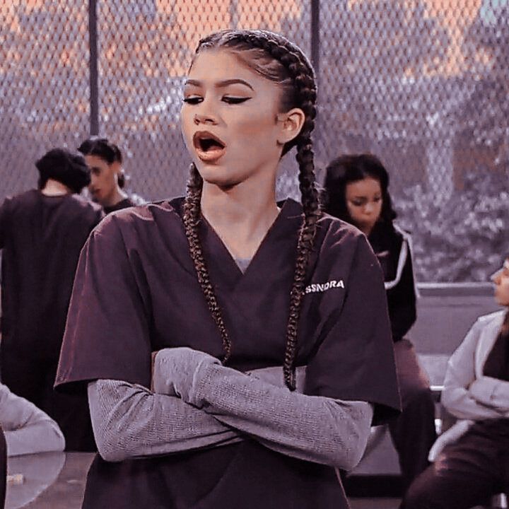 Zendaya Faces Backlash From Half-Sister's Revelations Zendaya Faces Backlash From Half-Sister's Revelations
