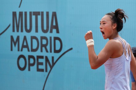 Zheng Qinwen Falls To Potapova In Madrid Surprise Zheng Qinwen Falls To Potapova In Madrid Surprise