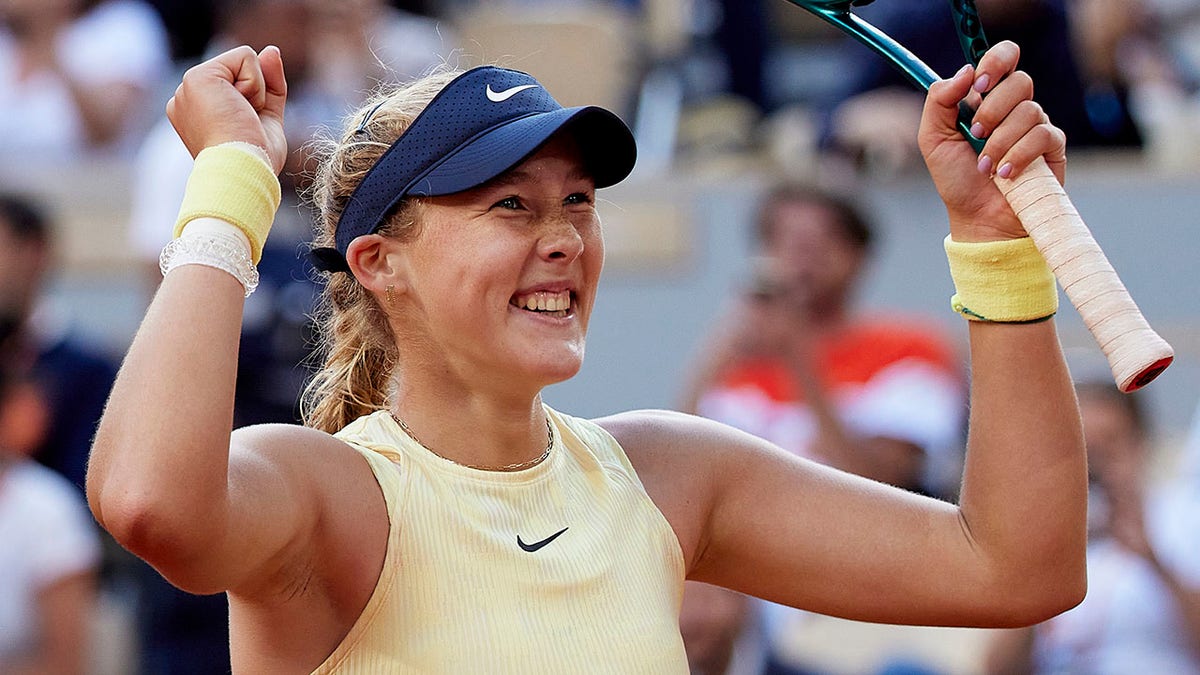 Zheng Qinwen's Breakthrough: Italian Open Semifinalist After Sabalenka Victory Zheng Qinwen's Breakthrough: Italian Open Semifinalist After Sabalenka Victory